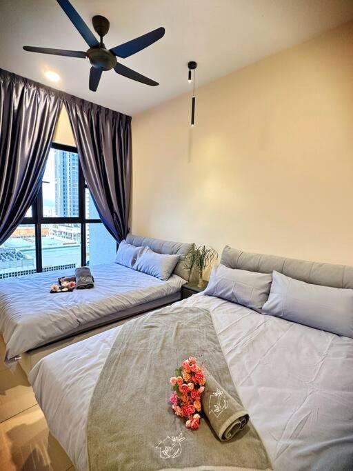2r2b*1-6+1 Pax*kl City*10mins-klcc * Kuala Lumpur