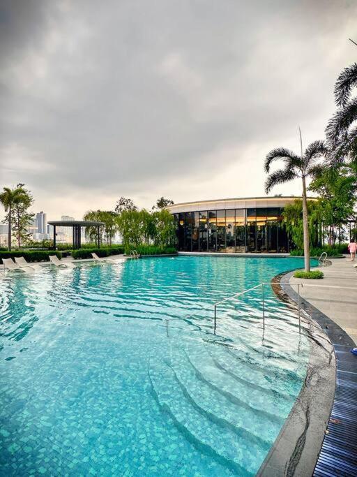 2r2b*1-6+1 Pax*kl City*10mins-klcc Pangsapuri Kuala Lumpur
