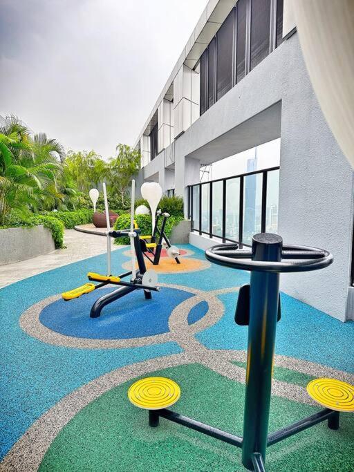 2r2b*1-6+1 Pax*kl City*10mins-klcc Pangsapuri Kuala Lumpur