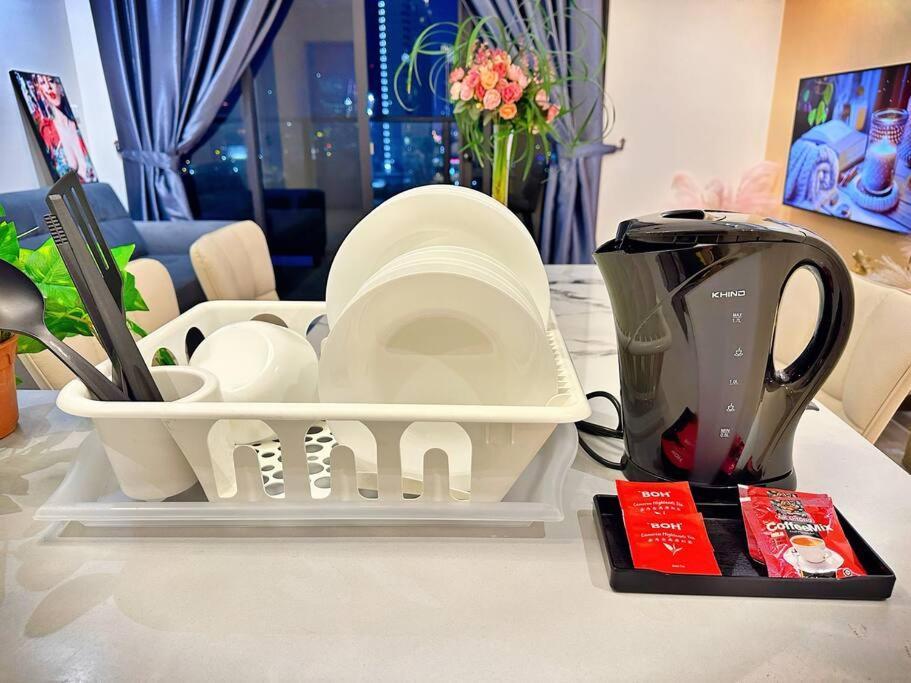 2r2b*1-6+1 Pax*kl City*10mins-klcc Pangsapuri Kuala Lumpur